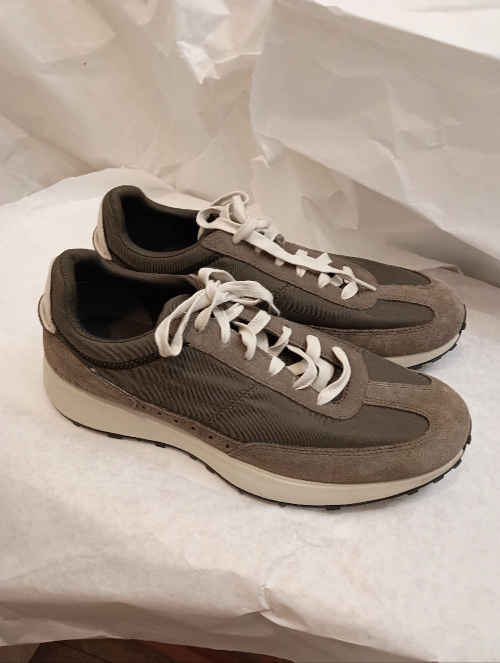 Cole Haan Crosscourt Performance Sneaker Men's Size 11
